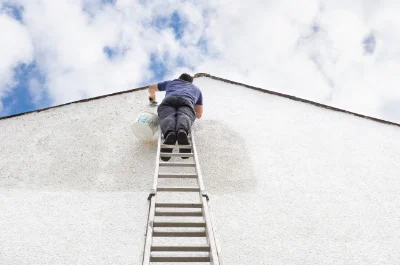 Peinture extérieure à Menomblet — façades et ravalement